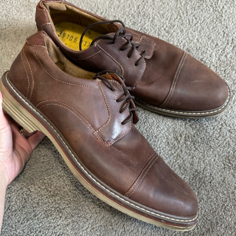 Men’s Florshein Shoe company leather lace up shoes 11.5